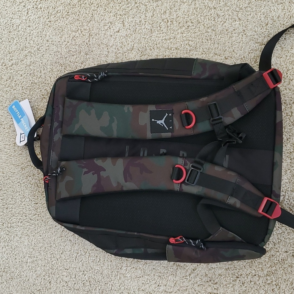 Jordan Hesi Camo Back Pack. #MA0838-650 - Picture 4 of 7